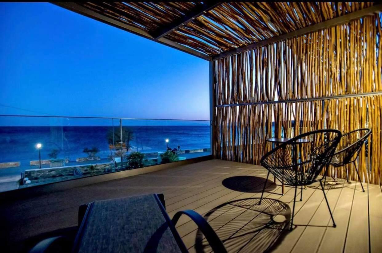 키오니아 Seaside Tinos 아파트 외부 사진