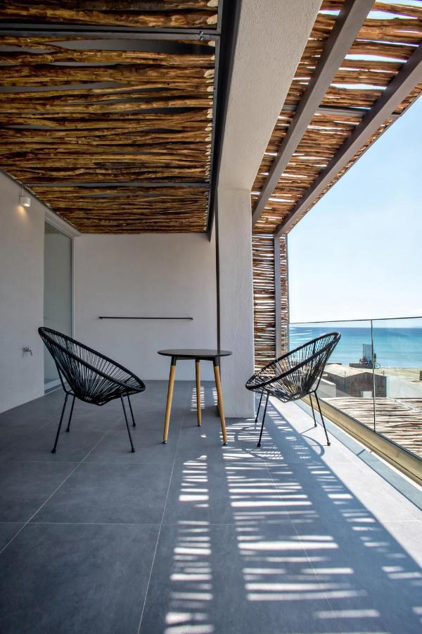 키오니아 Seaside Tinos 아파트 외부 사진